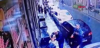 Şişli'de silahlı dehset! Dede ile torununa silahlı saldırı... Silahlar sepetle geldi