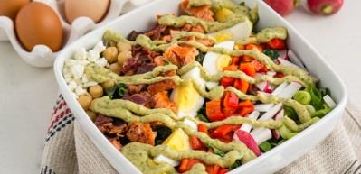 Somunlu yumurtalı salata tarifi 