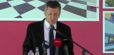 Son dakika: Milli Eğitim Bakanı Sel&ccedil;uk'tan uzaktan eğitim a&ccedil;ıklaması