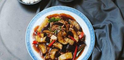 Soya soslu patlıcan yemeği tarifi