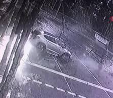İstanbul'da feci kaza: Motor tamamen koptu!