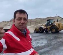 'İBB tuz yerine kum verdi' iddiası! Canlı yayında gösterdi
