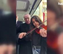 Cumhurbaşkanı Erdoğan'a keman çalan o kız konuştu