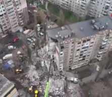 Rusya’nın Odessa’da apartmana düzenlediği saldırıda can kaybı yükseliyor! Korkunç görüntüler