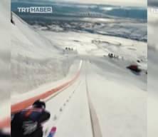 Japon sporcu Ryoyu Kobayashi, kayakla atlamada dünya rekoru kırdı