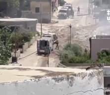 İsrail'den Batı Şeria'da kanlı baskın! Evi buldozerle yıktı, şehitlerin naaşlarını çaldı