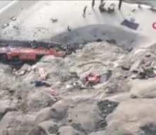 Pakistan'da feci kaza! Otobüs vadiye uçtu 20 ölü var!