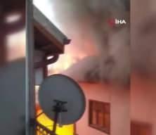 Beypazarı’nda tarihi evlerde çıkan yangın sonucu 6 konak zarar gördü