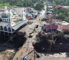 Endonezya’daki sel ve toprak kaymasında can kaybı 41’e yükseldi