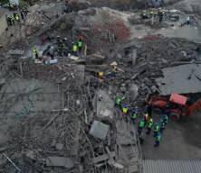 Güney Afrika'da çöken binada ölenlerin sayısının 33 olduğu açıklandı