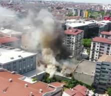 İstanbul Sultangazi'de ayakkabı deposunda yangı