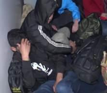  Avcılar'da aynı evde yaşayan 24 kaçak göçmen yakalandı
