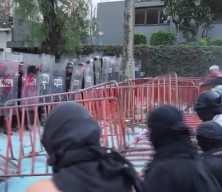 Filistin destekçisi gruba Meksika polisinden sert müdahale