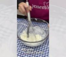 Yedikçe yediren tam ölçülü "Vişneli Cheesecake"