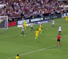 Fenerbah&ccedil;e, Polonyalı golc&uuml; Lewandowski'den vazge&ccedil;miyor