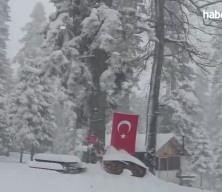 Karab&uuml;k, D&uuml;zce, Bolu ve Zonguldak'ta karla m&uuml;cadele &ccedil;alışmaları s&uuml;r&uuml;yor