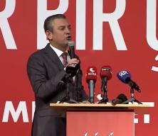 CHP lideri Özgür Özel'den tepki çeken Suriye çıkışı: Fetih sureleriyle karın doymaz