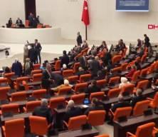TBMM Genel Kurulu'nda gerginlik; ikramiye havada kaldı