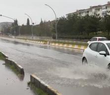 Meteoroloji'den uyarı! Sağanak yağış geri geliyor