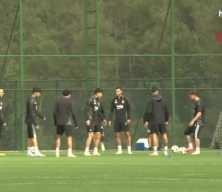 Yapay zeka Fenerbahçe - Beşiktaş derbisinin favorisini açıkladı!