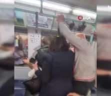 Tramvayda ter tartışması kavgaya dönüştü