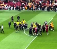 Fenerbahçe'nin iki futbolcusu adliyeye çağrıldı!