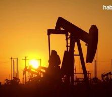 Petrol fiyatları Fed belirsizliği ve barış müzakereleriyle geriledi