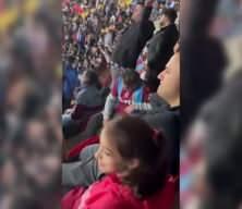 Trabzonspor taraftarı gözyaşları içinde formasını çıkardı!