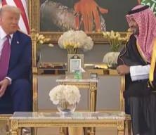 Trump Suudların kahve ikramını kabul etmedi...