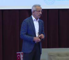 Bakan Uraloğlu, Çin'deki İpek Yolu Fuarı'nda Türkiye'nin lojistik gücünü anlatacak