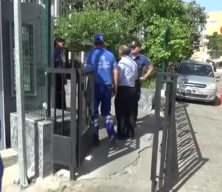Bulduğu para dolu poşeti, hiç düşünmeden sahibine teslim etti