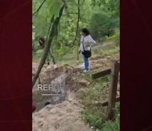 Bursa'da akılalmaz olay! Köpek cesetlerini mezardan çıkarmaya çalıştılar, beddualar ettiler!