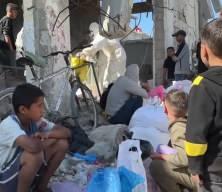 Gazze'de on binlerce çocuk ölümle burun buruna