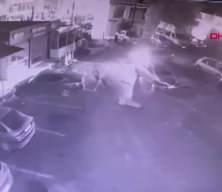 Otoparkta yere düştü, üzerinden otomobil geçip öldü; kaza kamerada