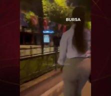 Türk bayrağının yakılmasına izin vermedi! Şüpheli şahıs suçüstü yakalnınca kaçtı