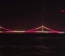 Çanakkale Köprüsü'nde Galatasaray'ın şampiyonluğu kutlandı