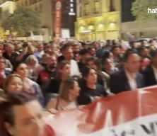 İzmir Büyükşehir Belediyesi yönetimini protesto eden 23 bin işçi grev başlattı!