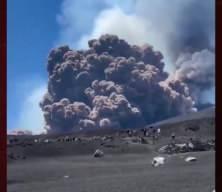 Etna Yanardağı yeniden patladı! Kırmızı alarm verildi
