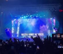 Guns N' Roses, Ahmet Minguzzi'ye şarkı armağan etti