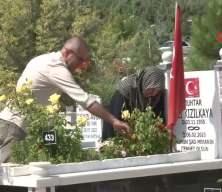 Malatya'da depremzedelerin hüzünlü bayramı