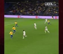 Manchester City, Rayan Cherki ile anlaşma sağladı