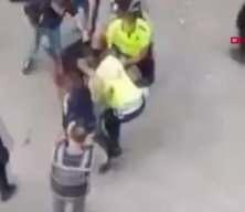 Şanlıurfa’da iki grup arasında taşlı-sopalı kavga! Polis zor ayırdı: 3 yaralı