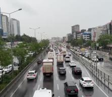Trafikte bayram önlemleri kapsamında ağır taşıtlara kısıtlama