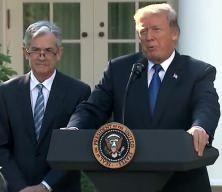 Trump faiz indirimine gitmeyen Fed Başkanı Powell'ı eleştirdi