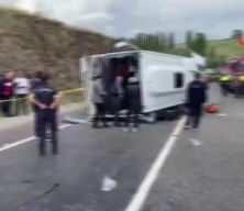 Yozgat'ta midibüs şarampole devrildi: 2 ölü, 27 yaralı
