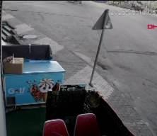 Arnavutköy'de silahlı saldırı: 1 kişi ağır yaralandı