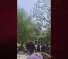 Hindistan'da yolcu uçağı havalimanı yakınlarında düştü!