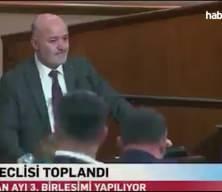 İBB Meclisi'nde 'yolsuzluk' kavgası! CHP'li itirafçılardan bahsedince kavga çıktı