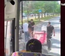 Uşak'ta trafikte tartıştığı kişiyi kemerle boğmaya çalıştı! O anlar kamerada