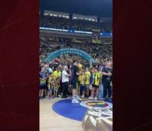 Basketbol Süper Ligi şampiyonu Fenerbahçe Beko, kupasını aldı